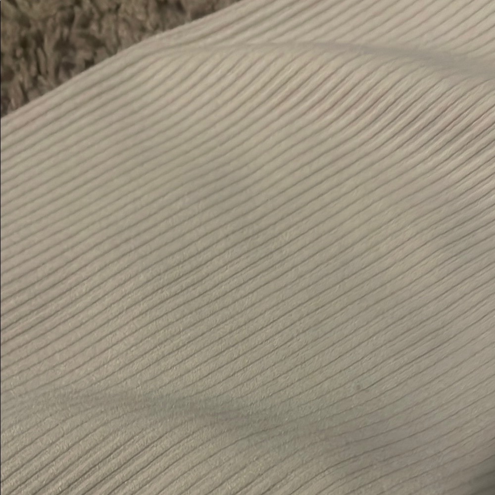 White Ribbed Tank Top - Picture 4 of 5